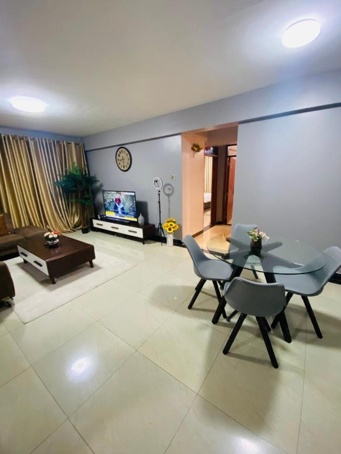 Lovely 2Bedroom Condo, Free Parking On Premises.. ไนโรบี ภายนอก รูปภาพ